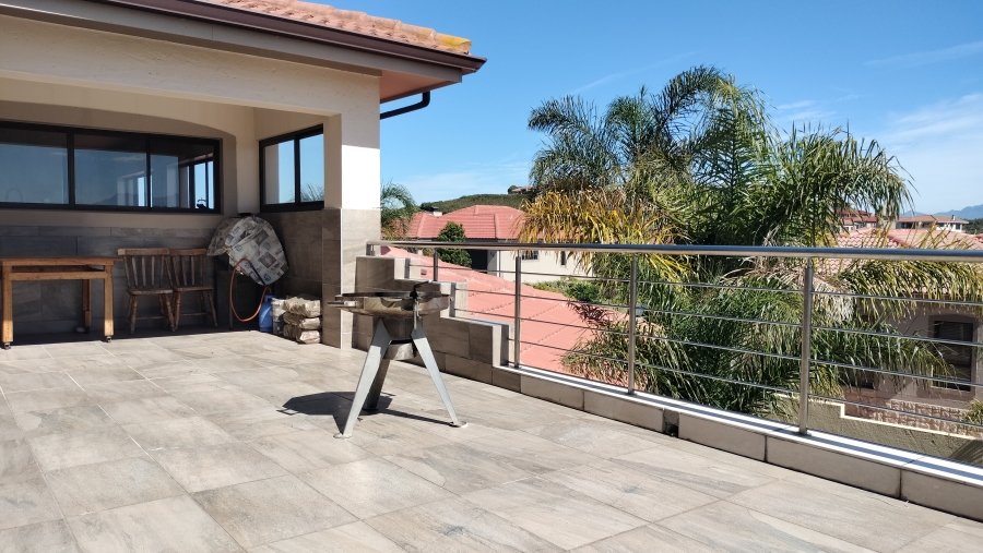3 Bedroom Property for Sale in Grootbrakhoogte Western Cape